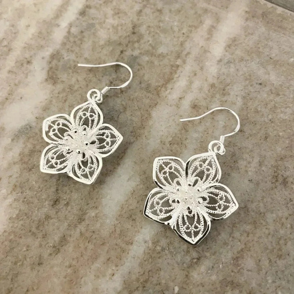 925 Sterling Silver Flower Drop Earrings Classy Flower Petal Drop Earrings - Picture 3 of 5